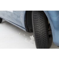 Зимние шины Bridgestone Blizzak LM001 235/45R20 96H - фото4, картинка4 Зимние шины Bridgestone Blizzak LM001 235/45R20 96H - фото4