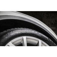 Зимние шины Nokian Tyres Hakkapeliitta 9 SUV 315/40R21 115T (шипы)- фото2